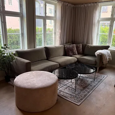 Flott Lelighet I Eiganes Apartment *